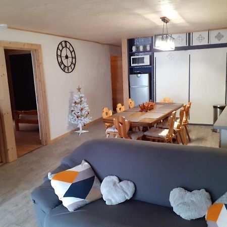 Ferienwohnung La Maison Du Rocher Bourg-Saint-Maurice Exterior foto